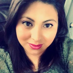 Meet your Posher, Elodia